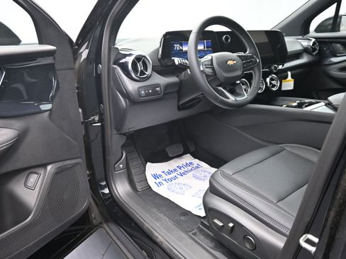New 2026 Chevrolet Blazer EV LT FWD image 9