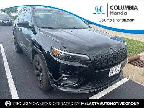 Used 2021 Jeep Cherokee Latitude Plus w/ Sun & Sound Group AWD/4WD image 1