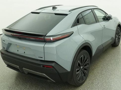New 2026 Toyota C-HR AWD/4WD image 6
