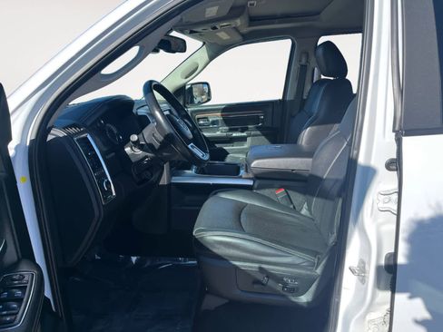 Used 2018 RAM 1500 Laramie w/ Convenience Group image 9