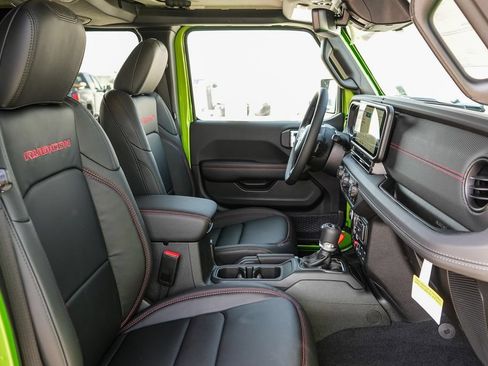 New 2026 Jeep Wrangler Unlimited Rubicon AWD/4WD image 18