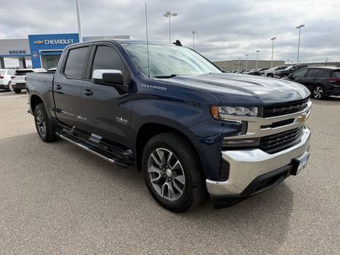Used 2021 Chevrolet Silverado 1500 LT image 11