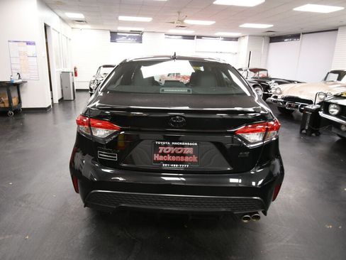 Certified 2022 Toyota Corolla SE image 6