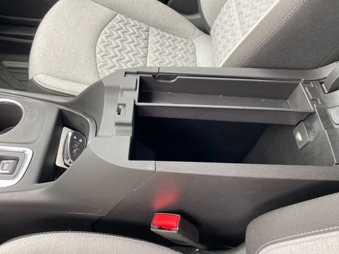 Used 2024 Chevrolet Equinox LT w/ LPO, Floor Liner Package FWD image 14
