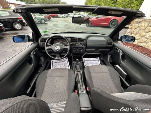 Used 2001 Volkswagen Cabrio GLS FWD image 26