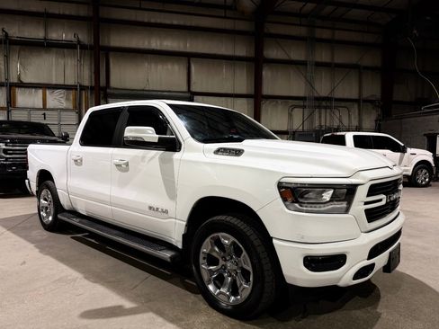Used 2019 RAM 1500 Big Horn RWD image 2