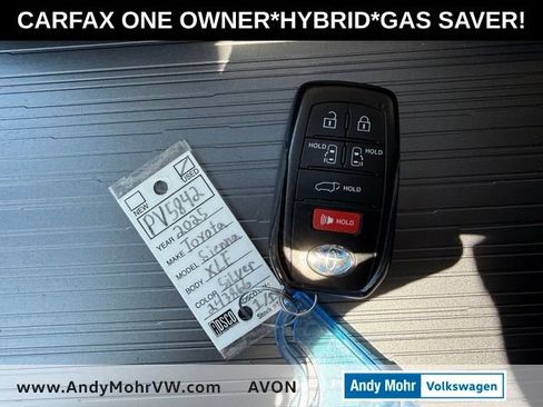 Used 2025 Toyota Sienna XLE FWD image 33