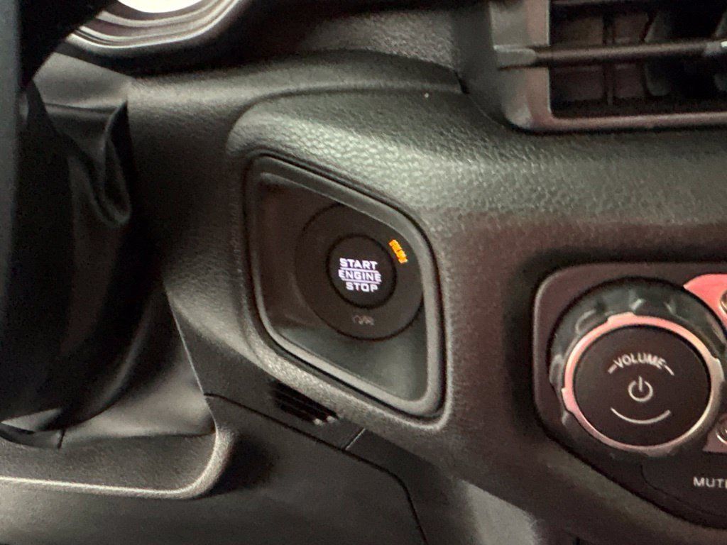 Used 2026 Jeep Wrangler Unlimited Sport AWD/4WD image 30