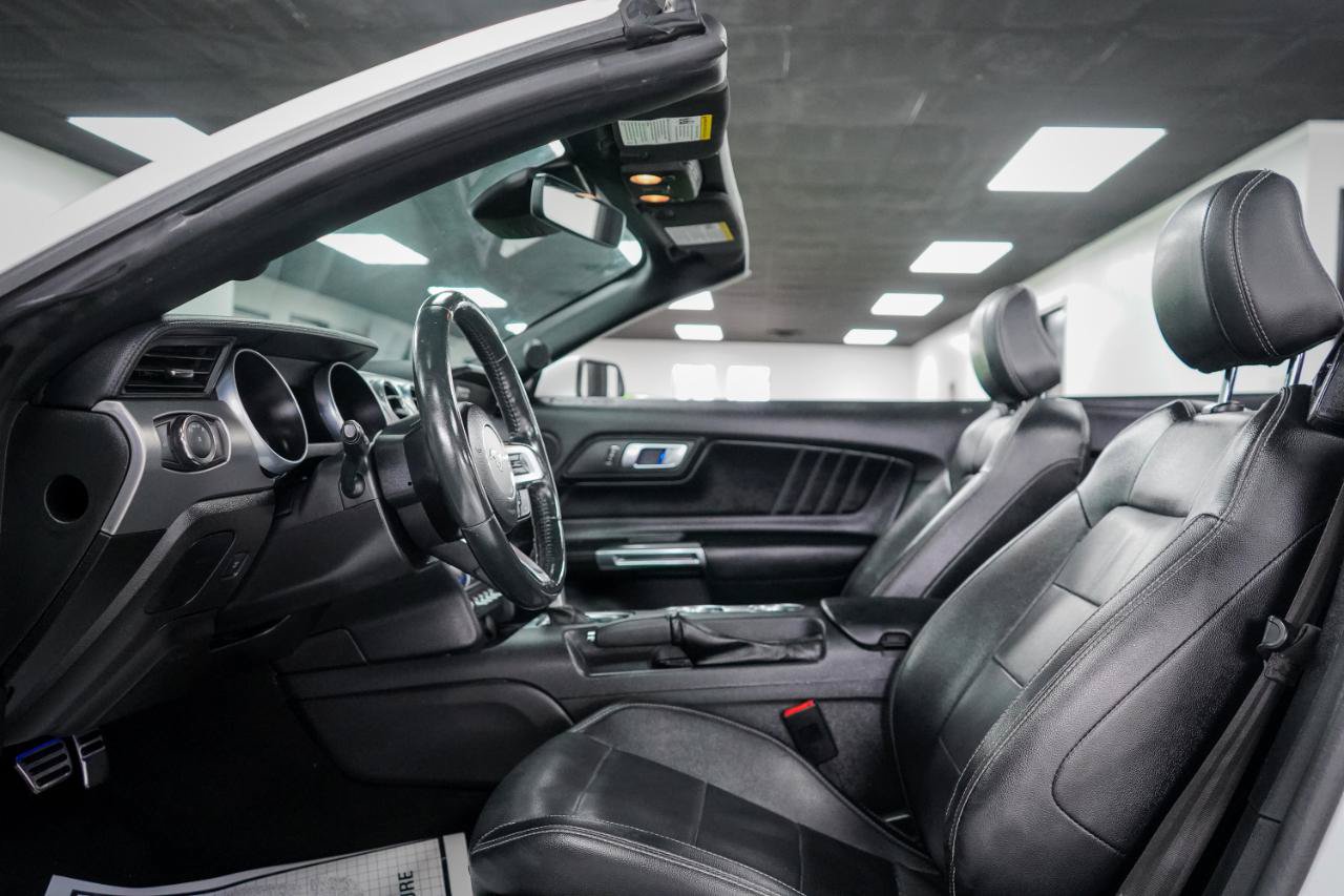 Used 2023 Ford Mustang Premium RWD image 9