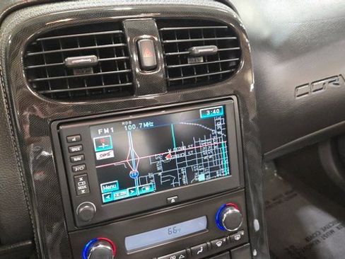 Used 2013 Chevrolet Corvette Grand Sport w/ 2LT Preferred Equipment Group image 15