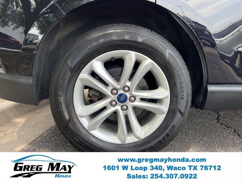 Used 2020 Ford Edge SEL w/ Cold Weather Package AWD/4WD image 9