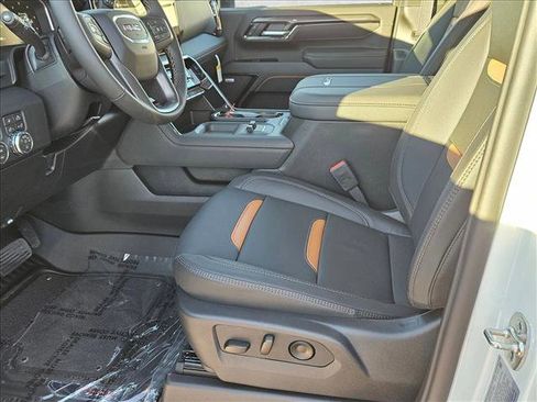 New 2026 GMC Sierra 2500 AT4 w/ AT4 Premium Plus Package image 4