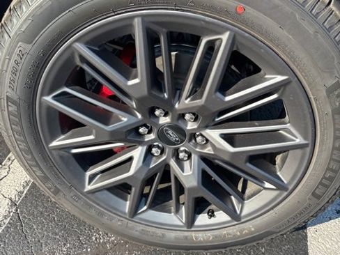 New 2025 Ford Expedition Platinum w/ Stealth Performance Package image 11