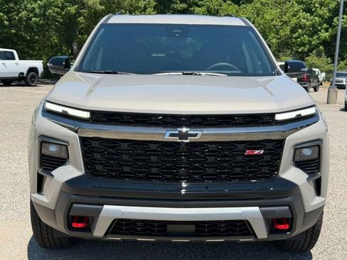 New 2026 Chevrolet Traverse Z71 w/ Enhanced Driving Package AWD/4WD image 2