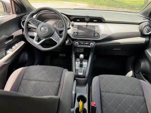 Used 2019 Nissan Kicks SV image 20