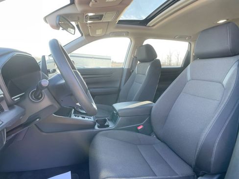Used 2024 Honda CR-V EX image 12