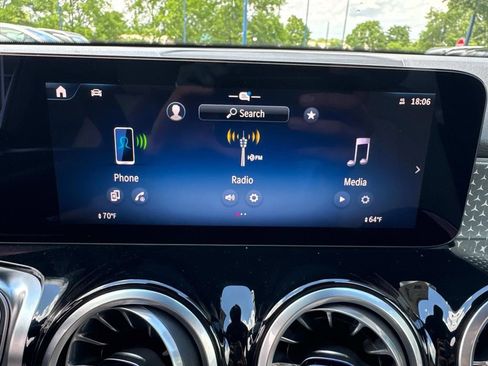 Certified 2025 Mercedes-Benz GLB 250 GLB 250 image 21