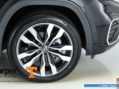 Used 2023 Volkswagen Atlas Cross Sport SEL Premium R-Line AWD/4WD image 14
