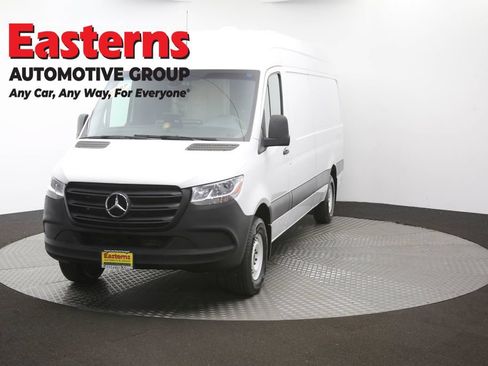 Used 2020 Mercedes-Benz Sprinter 2500 w/ Driver Convenience Package image 52