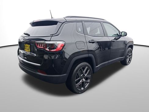 New 2026 Jeep Compass Latitude image 6