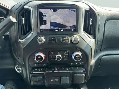 Used 2020 GMC Sierra 2500 Denali w/ Denali Ultimate Package image 35