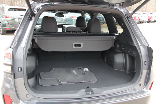 Used 2025 Subaru Forester Premium AWD/4WD image 33