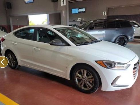 Used 2018 Hyundai Elantra Value Edition w/ Cargo Package image 5