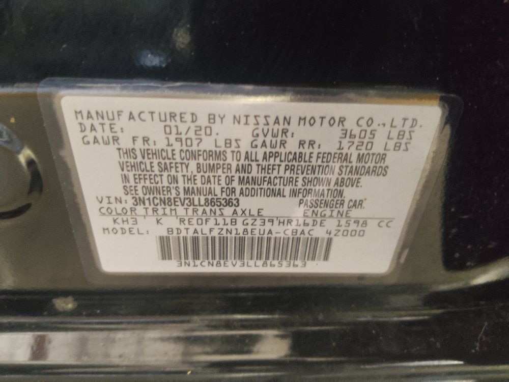 Used 2020 Nissan Versa SV FWD image 33