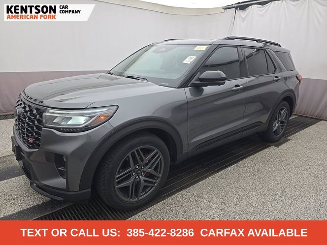 Used 2025 Ford Explorer ST AWD/4WD image 1