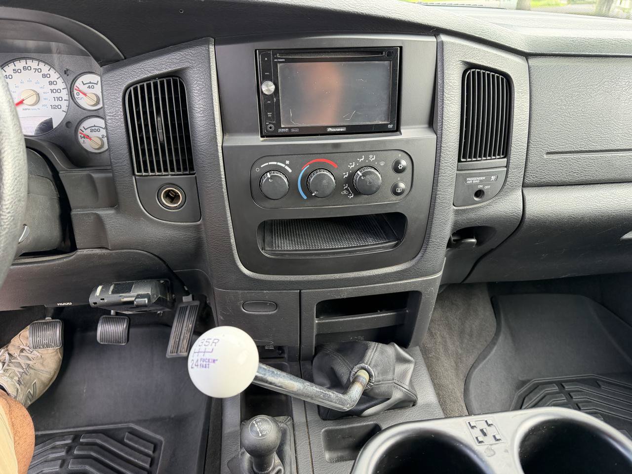 Used 2005 Dodge Ram 3500 Truck SLT w/ Protection Group AWD/4WD image 31