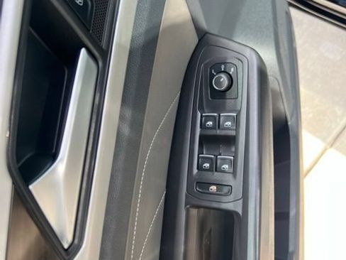 Used 2022 Volkswagen Atlas SE AWD/4WD image 12