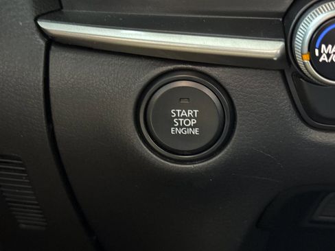 Used 2020 MAZDA CX-30 FWD image 22