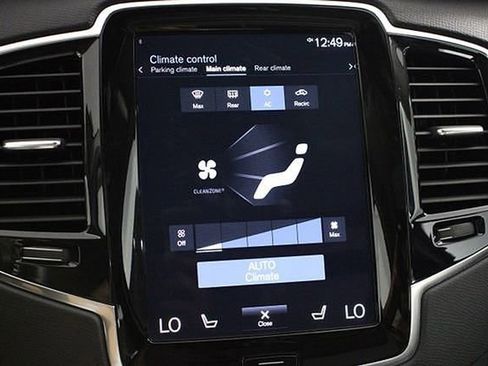 Used 2021 Volvo XC90 T6 Momentum w/ Protection Package Premier image 40