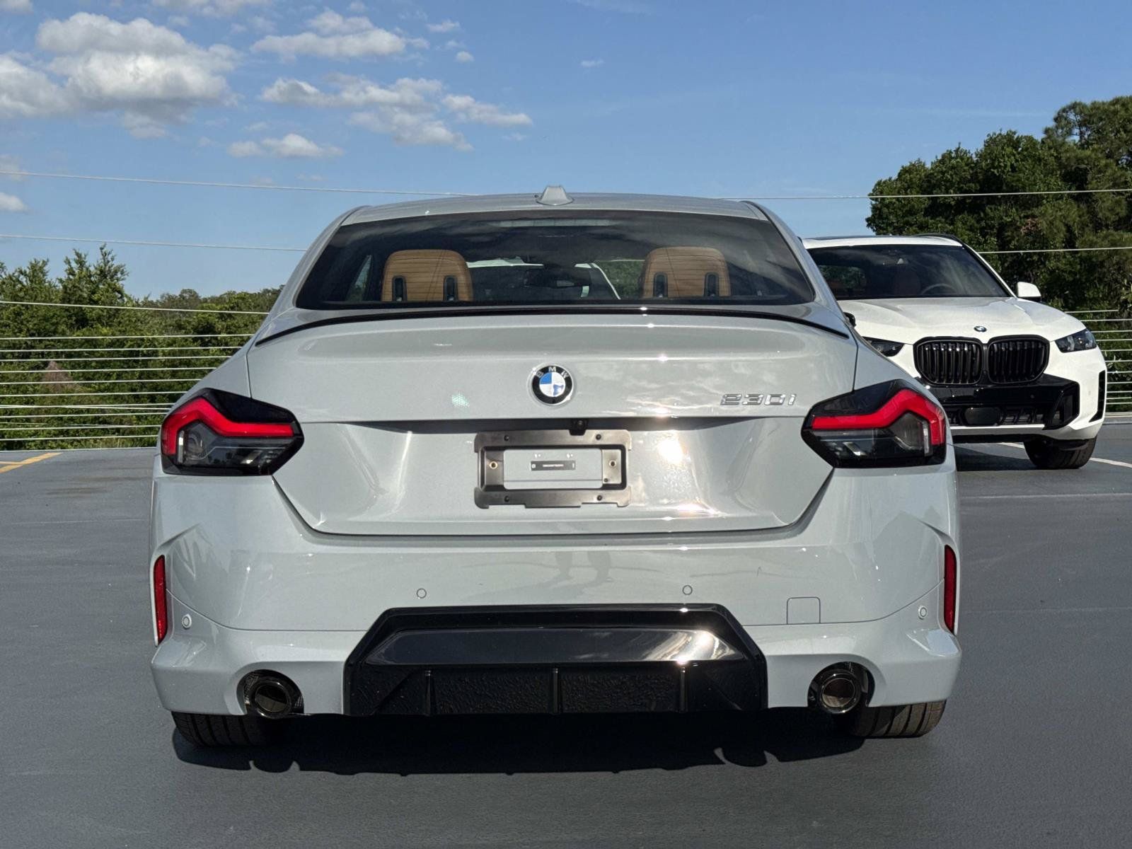 New 2026 BMW 230i Coupe w/ Premium Package RWD image 4