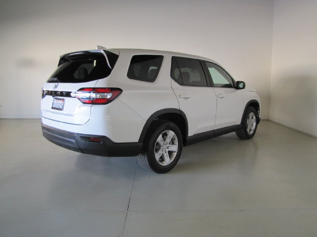 Certified 2024 Honda Pilot LX image 46
