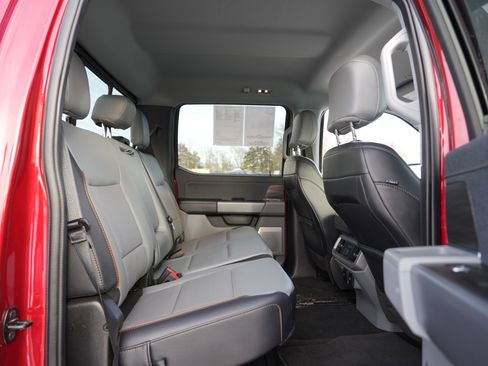 Used 2024 Ford F150 Lariat w/ Equipment Group 502A High image 31