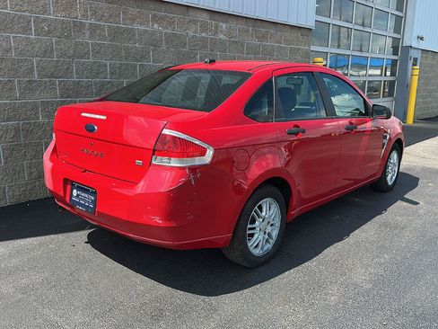 Used 2008 Ford Focus SE FWD image 3