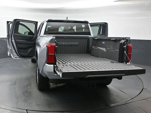 Used 2026 Toyota Tacoma SR5 AWD/4WD image 51