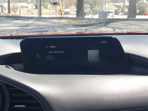 Used 2019 MAZDA MAZDA3 Hatchback w/ Preferred Package image 26