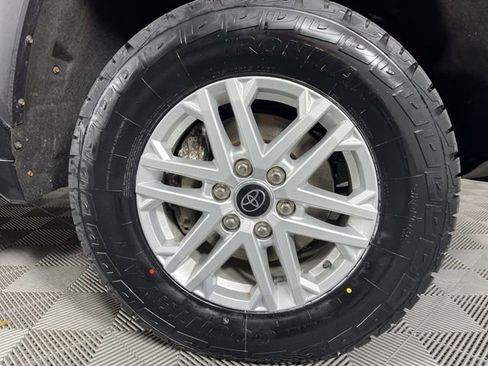 Used 2023 Toyota Tundra SR5 w/ SR5 Premium Package AWD/4WD image 12