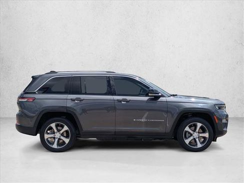 Used 2022 Jeep Grand Cherokee Limited 4xe AWD/4WD image 4