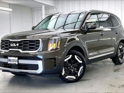 Used 2024 Kia Telluride S w/ S Sunroof Package AWD/4WD image 2