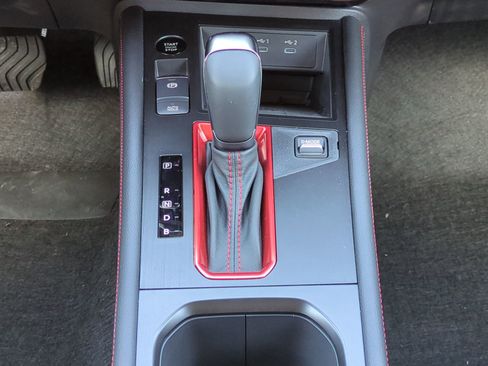 New 2025 Nissan Kicks SR FWD image 19