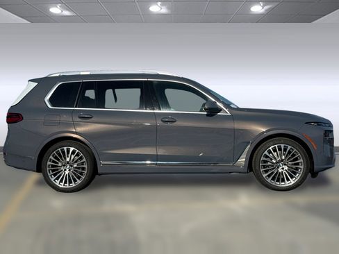 New 2026 BMW X7 xDrive40i w/ Executive Package image 7