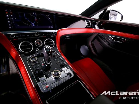 Used 2022 Bentley Continental GT image 14