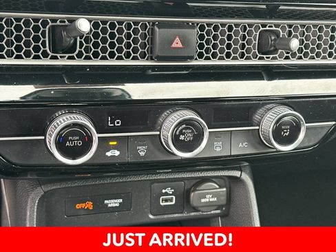 Used 2022 Honda Civic Sport image 18