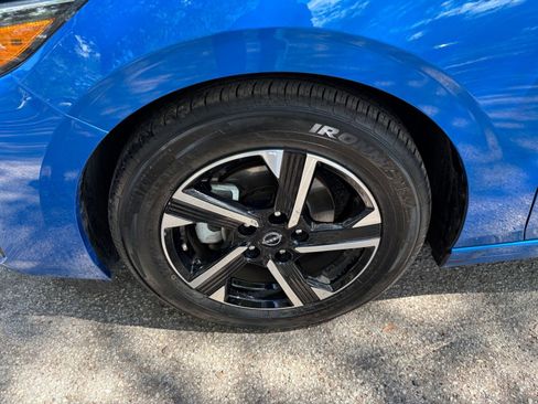 Used 2025 Nissan Sentra SV FWD image 39