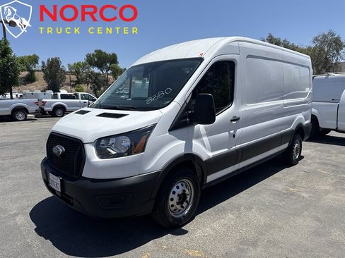 Used 2023 Ford Transit 250 Medium Roof AWD w/ Load Area Protection Package image 4