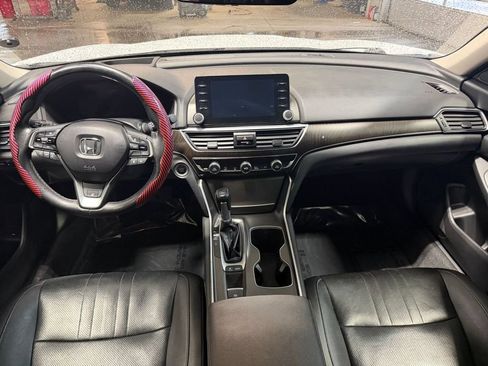 Used 2019 Honda Accord Touring image 26