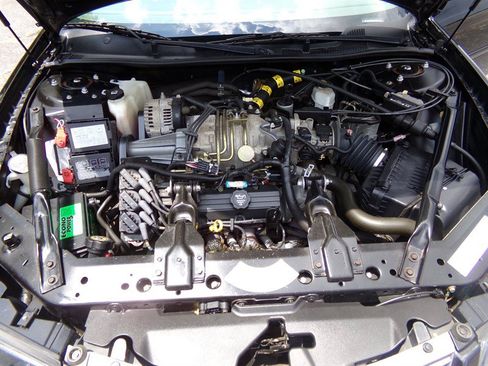 Used 2004 Chevrolet Impala SS w/ Preferred Equipment Group FWD image 50